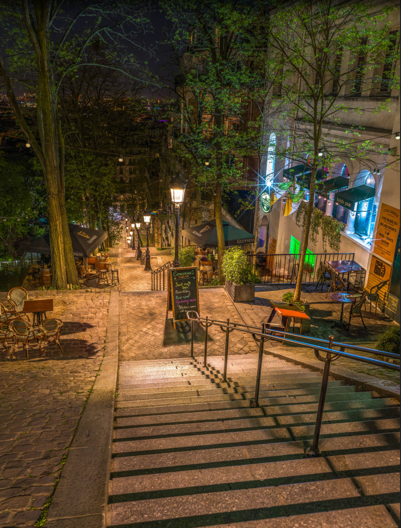 Café Montmartre Paris – Charming Parisian Café Wall Art Print