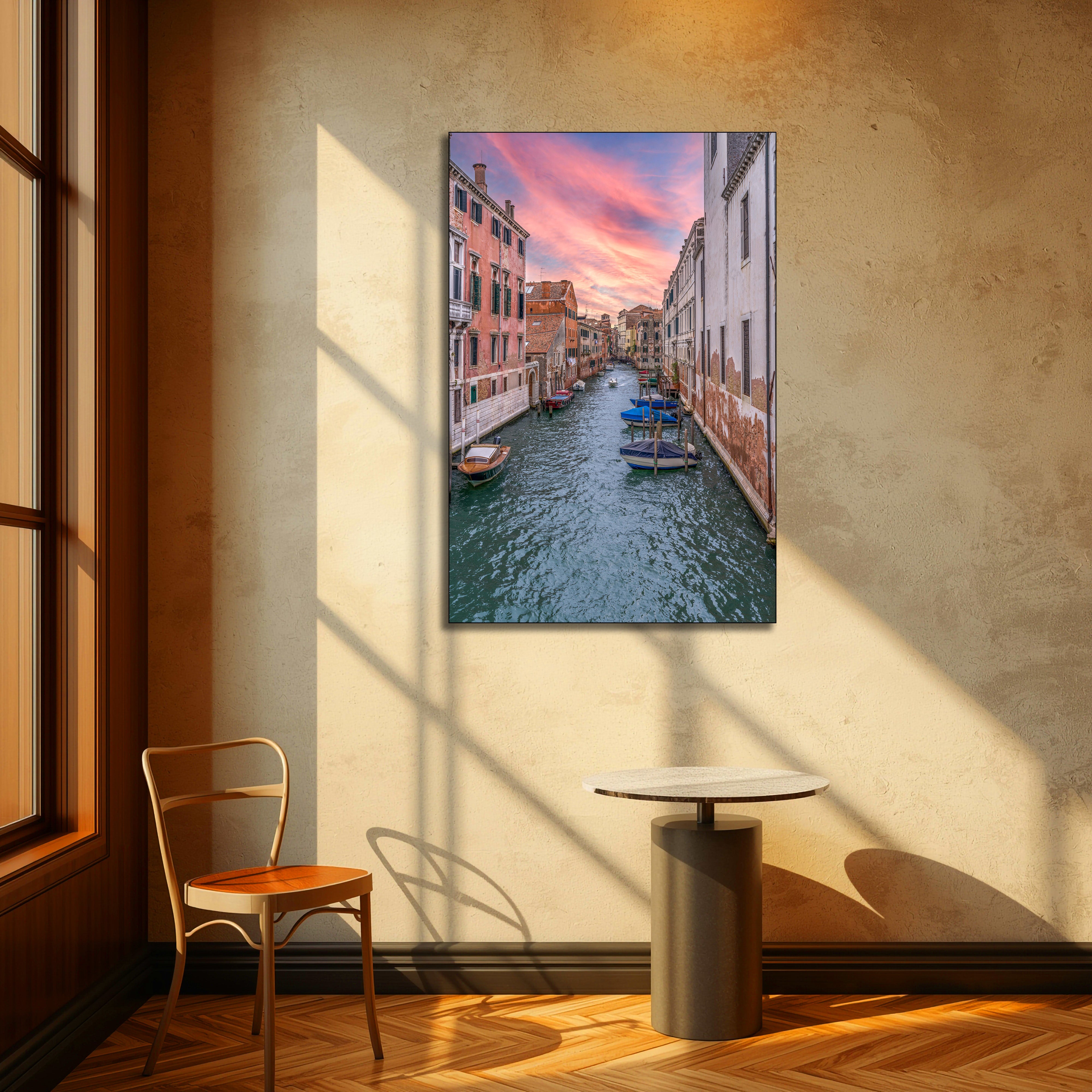 venice water street artwork