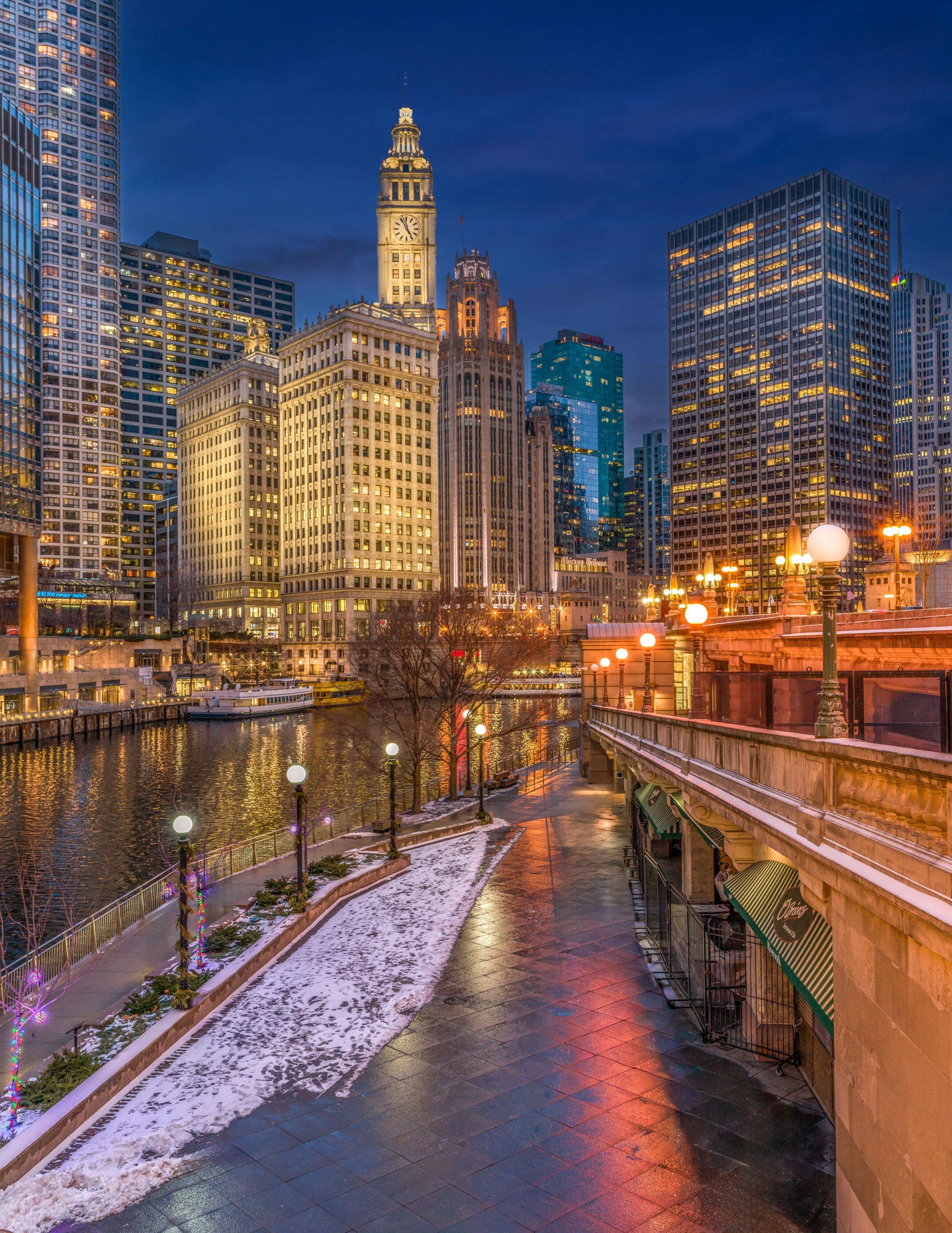 I am Chicago, River North Wabash Street Wall Art | Canvas & Metal