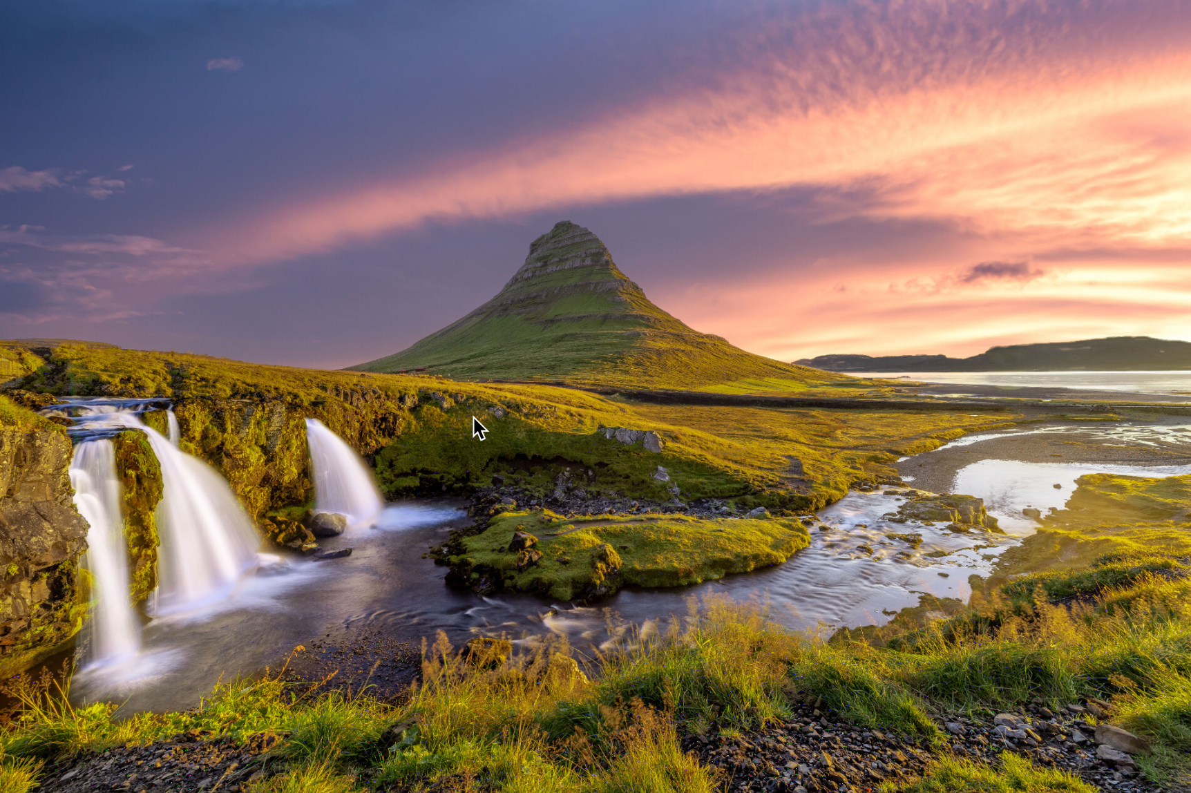 Kirkjufell Mountain Iceland