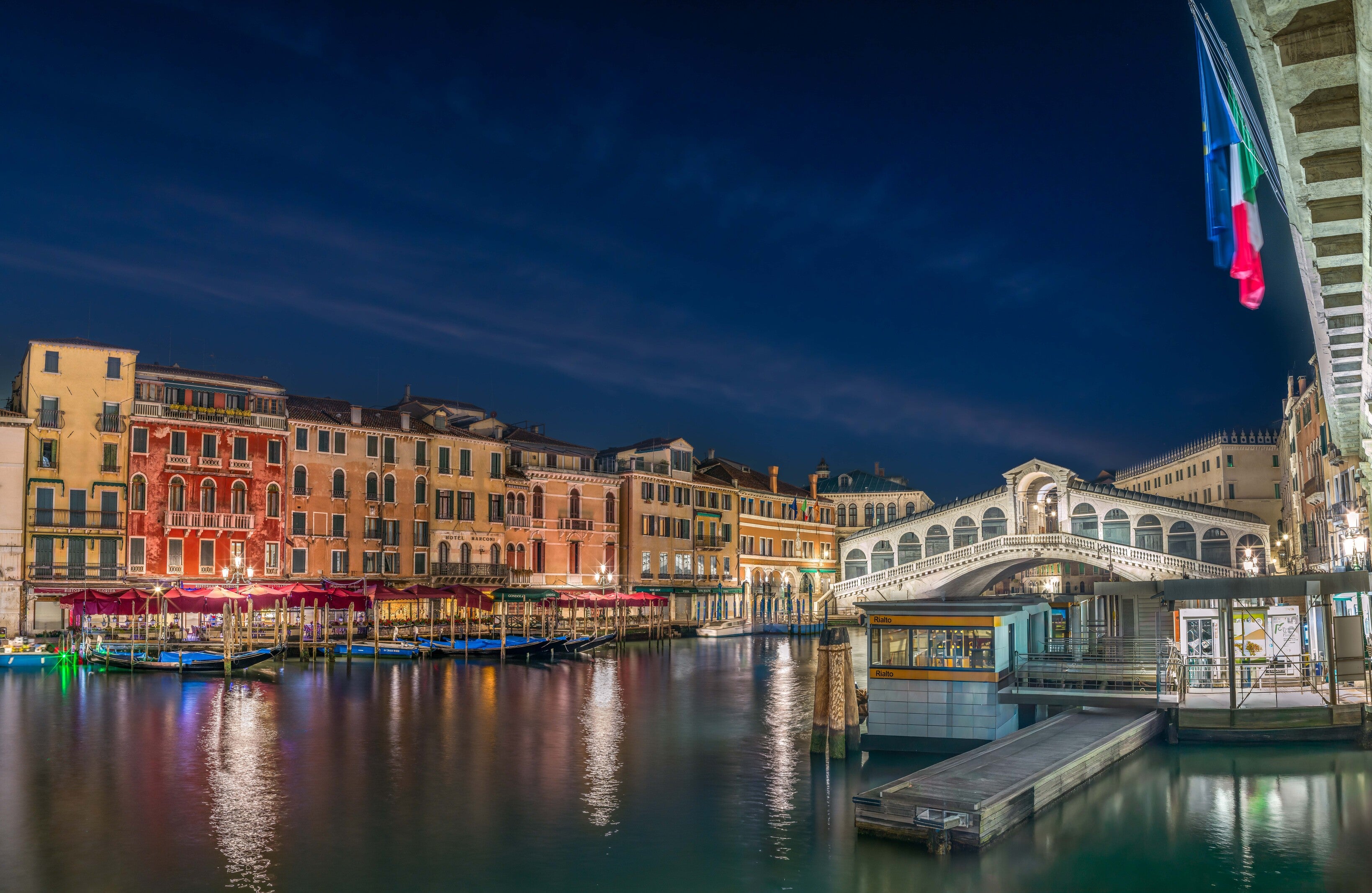 Ponte di Rialto, Venice, Italy