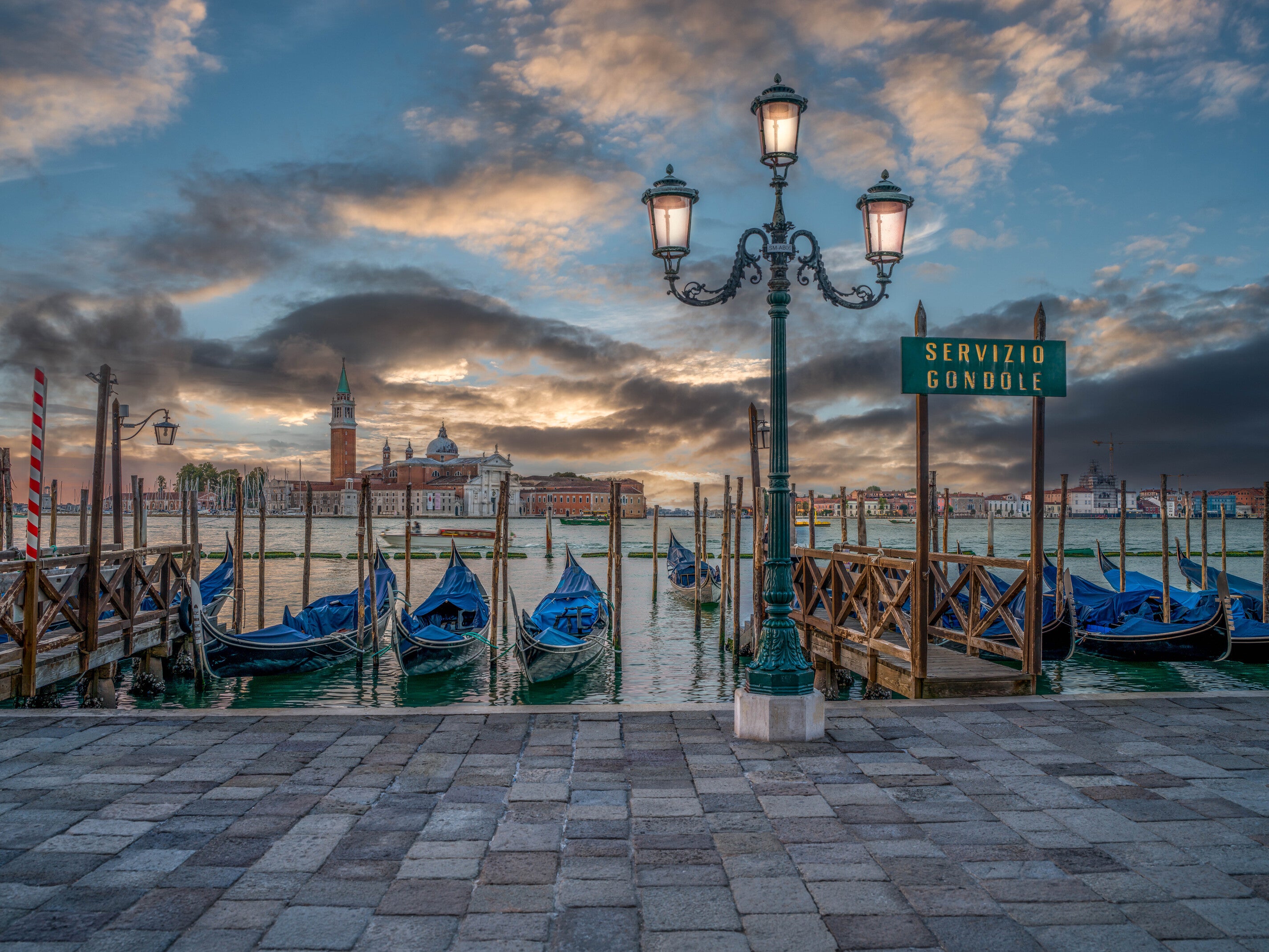 Venice Gondolas Fine Art | Canvas, Acrylic, Metal